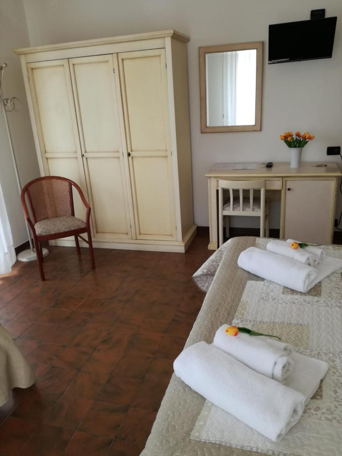 Hotel Giulia Marina di Massa Eksteriør bilde